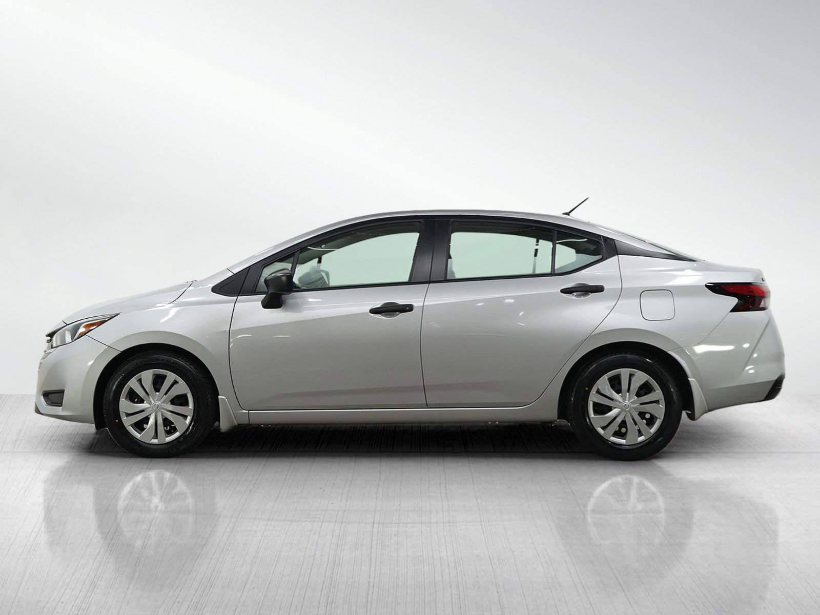 Used 2024 Nissan Versa S w/ Trunk Package FWD image 2