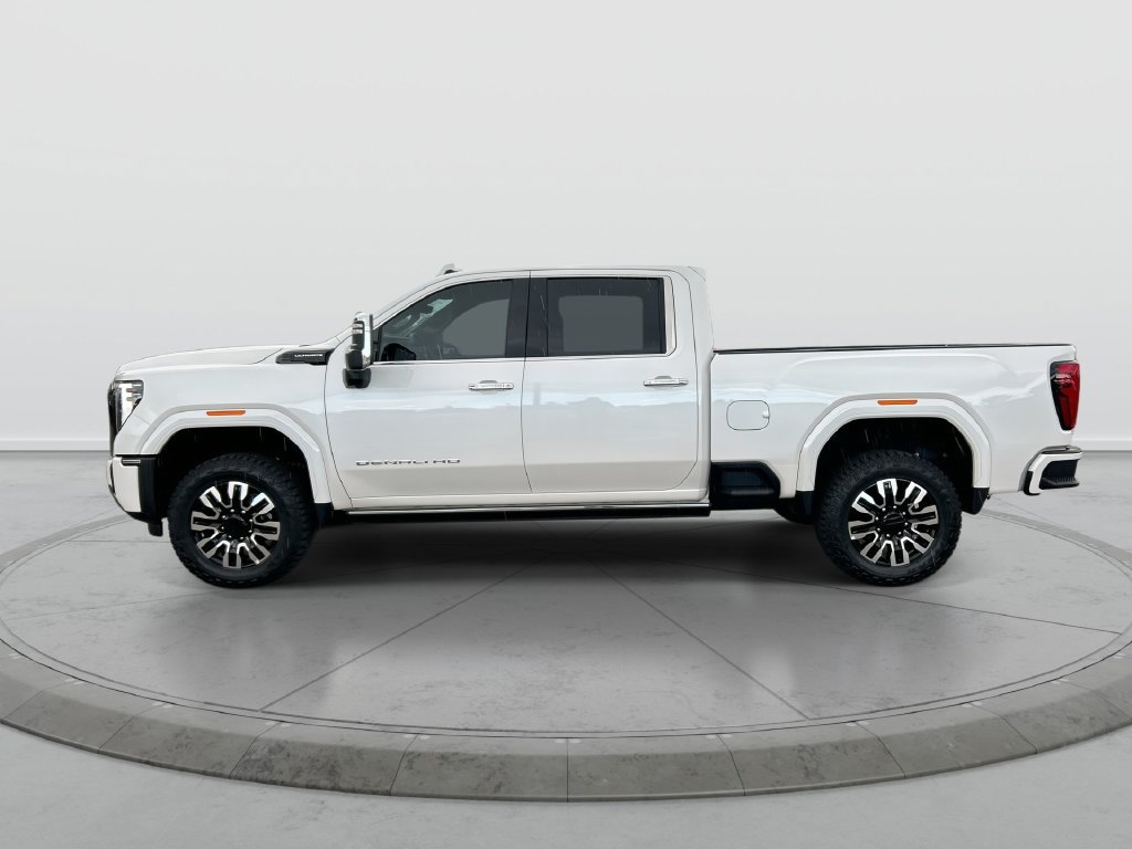 Used 2025 GMC Sierra 3500 Denali Ultimate AWD/4WD image 5