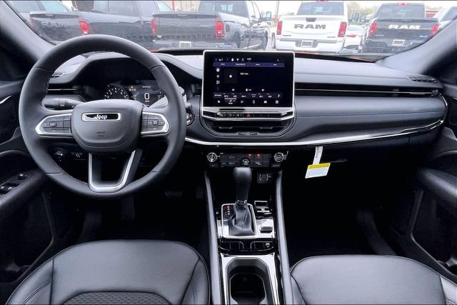 New 2026 Jeep Compass Latitude AWD/4WD image 5