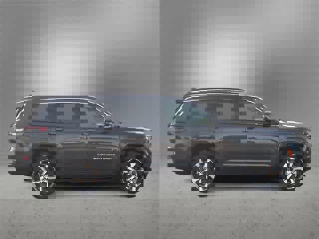 New 2025 Jeep Grand Cherokee L Limited image 9