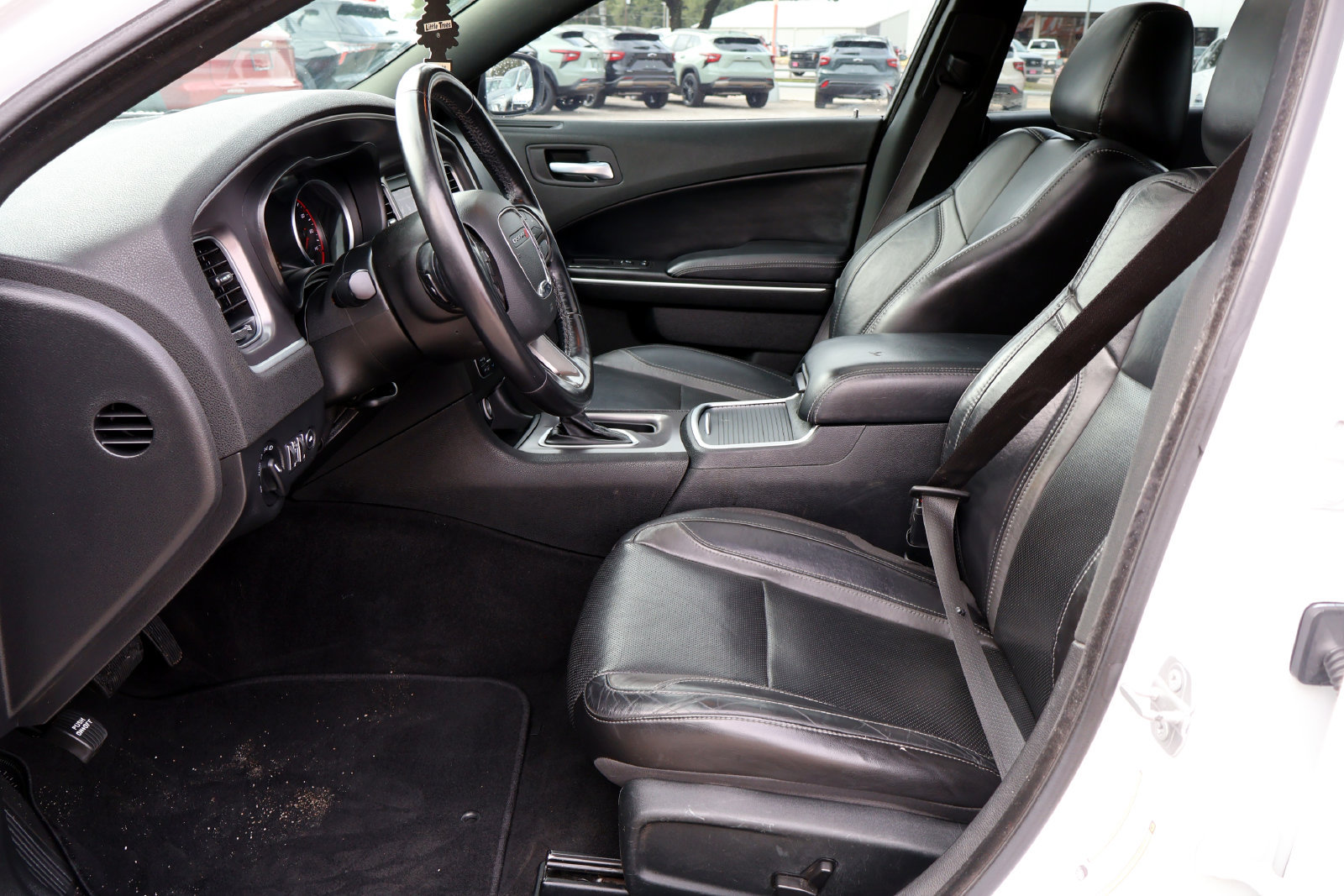 Used 2022 Dodge Charger SXT w/ Leather Interior Group RWD image 16