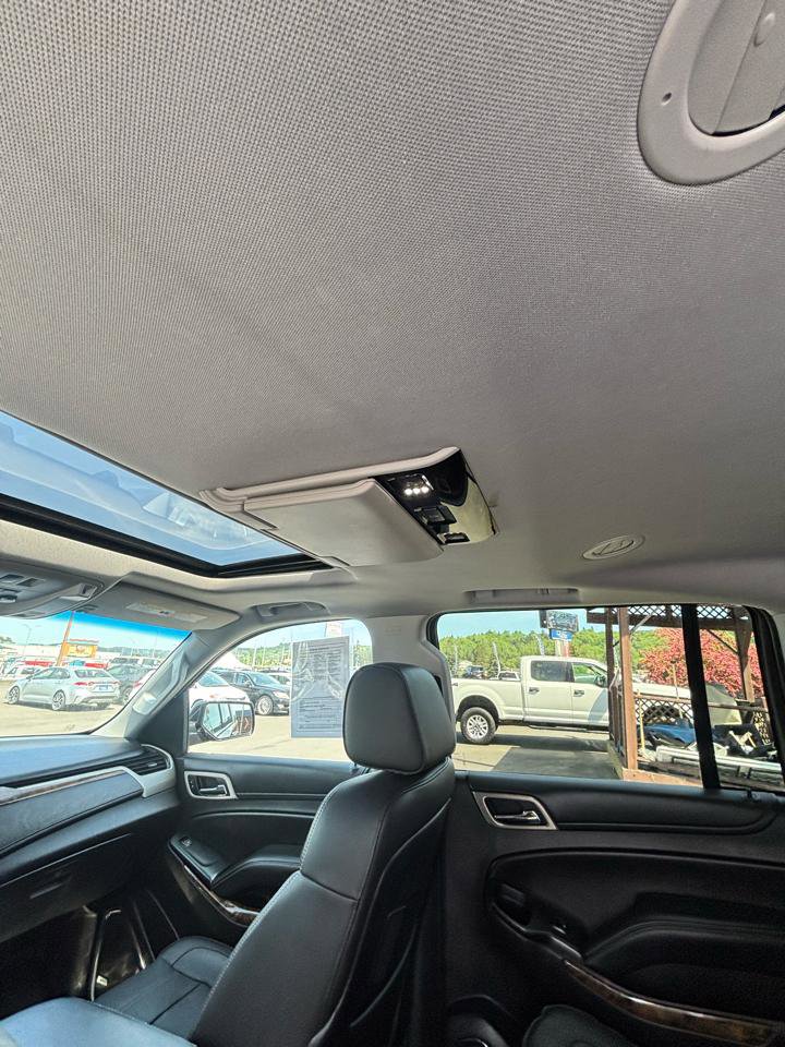 Used 2015 GMC Yukon XL Denali w/ Premium Package AWD/4WD image 28