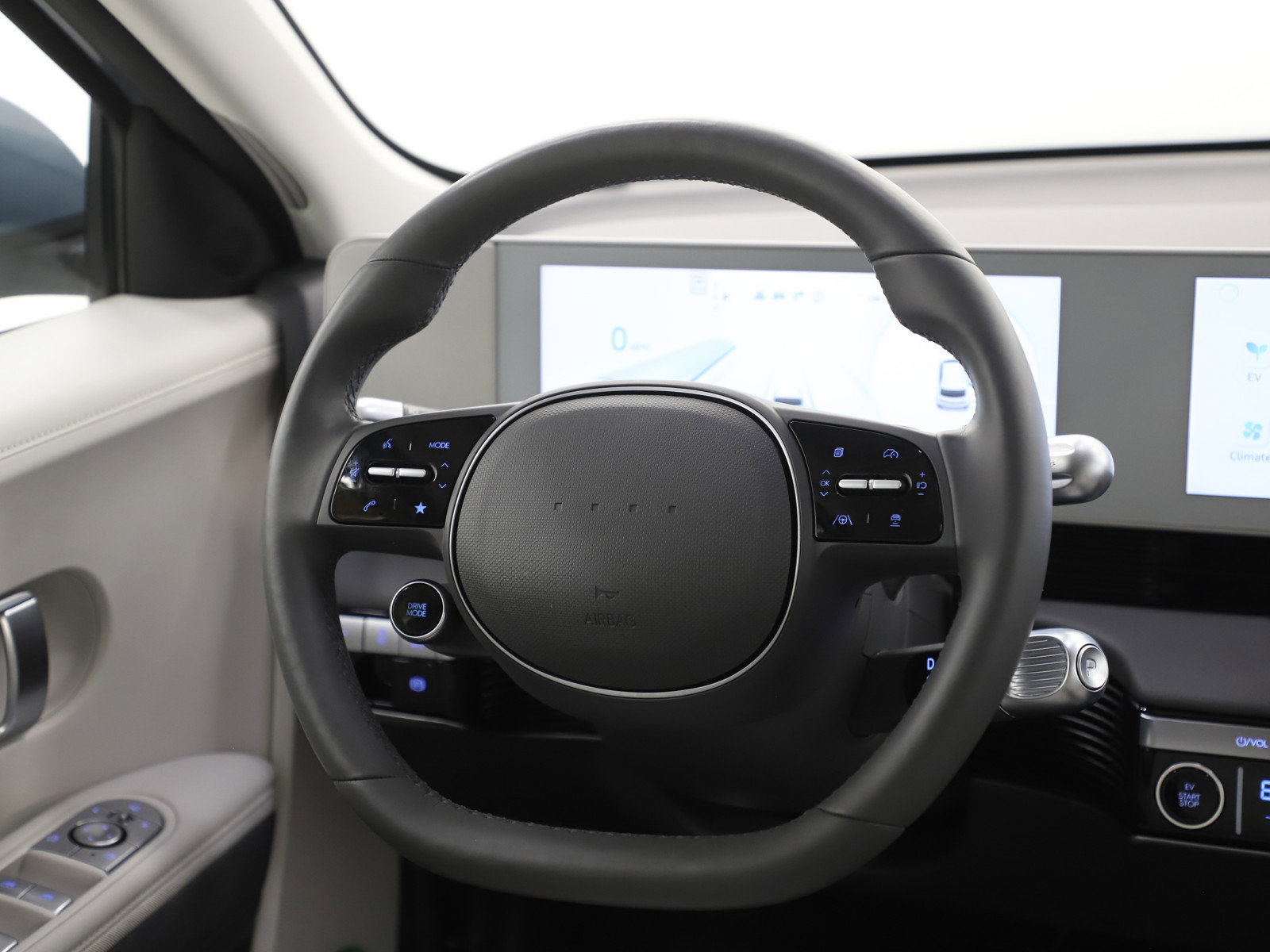 Certified 2023 Hyundai Ioniq 5 SEL image 13