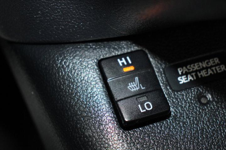 Used 2018 Toyota Prius Prime Advanced image 26