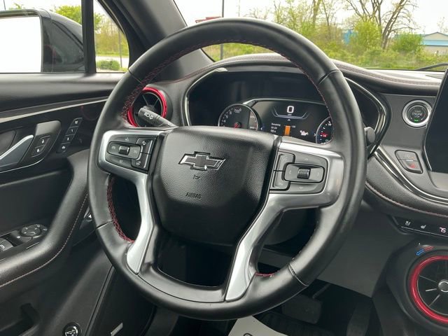 Used 2025 Chevrolet Blazer RS w/ Enhanced Convenience Package AWD/4WD image 22