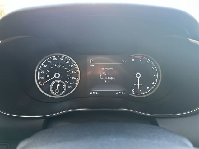 Used 2023 Genesis G70 2.0T image 26