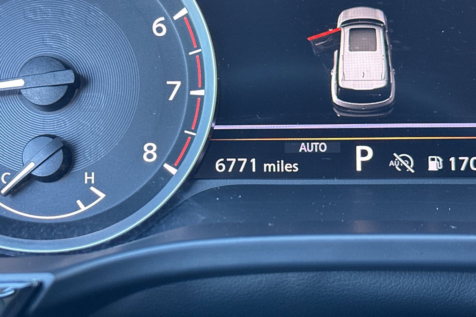 Used 2025 INFINITI QX60 Pure image 44