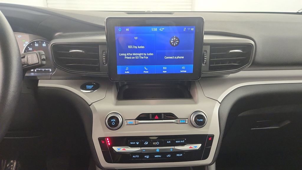 Used 2023 Ford Explorer XLT image 13