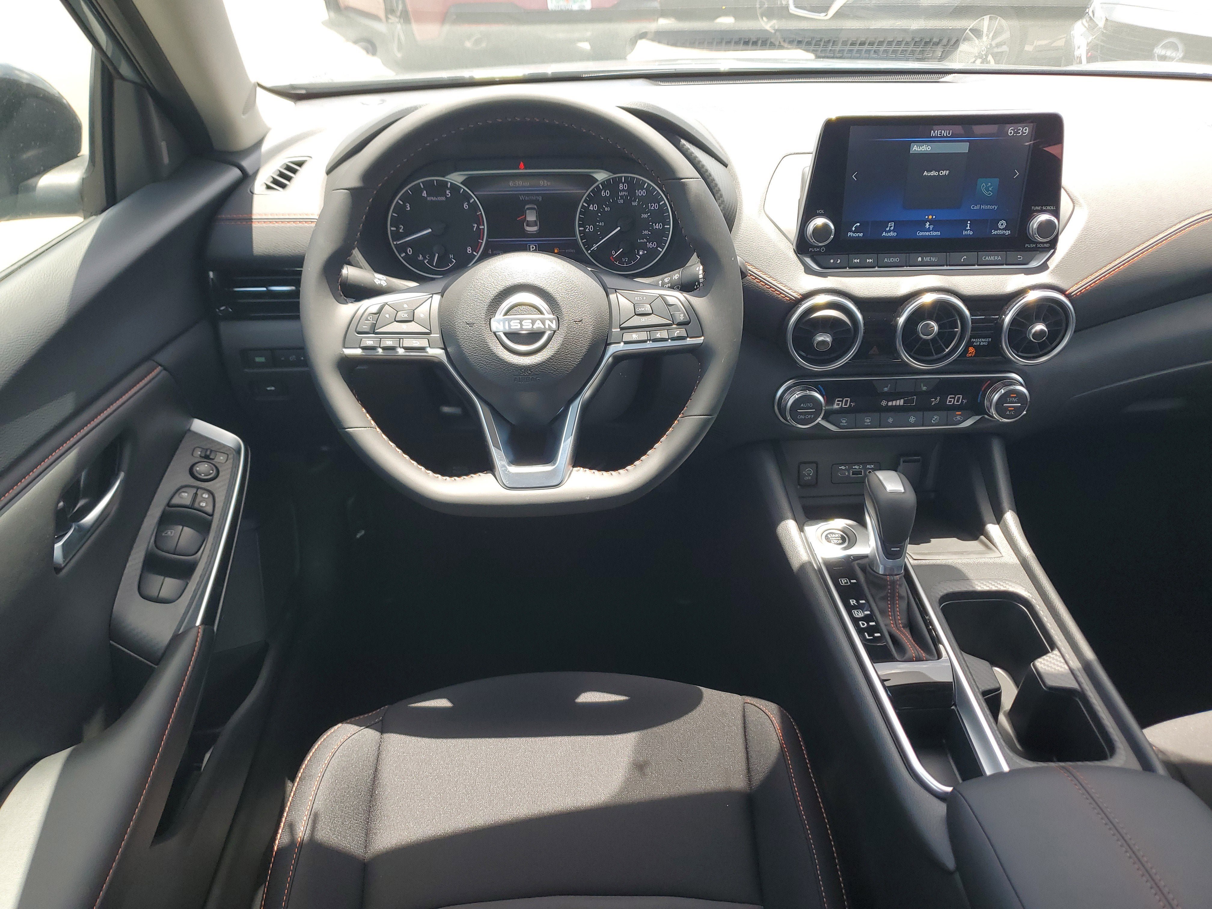 New 2025 Nissan Sentra SR w/ Midnight Edition FWD image 13