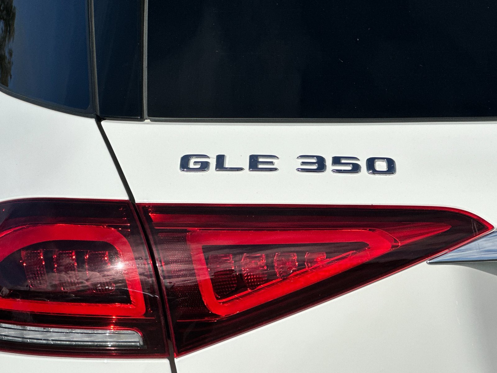 Used 2020 Mercedes-Benz GLE 350 4MATIC image 28