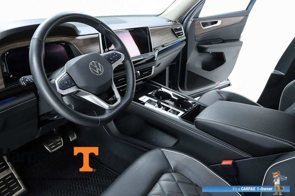 Used 2025 Volkswagen Atlas SEL Premium R-Line AWD/4WD image 59