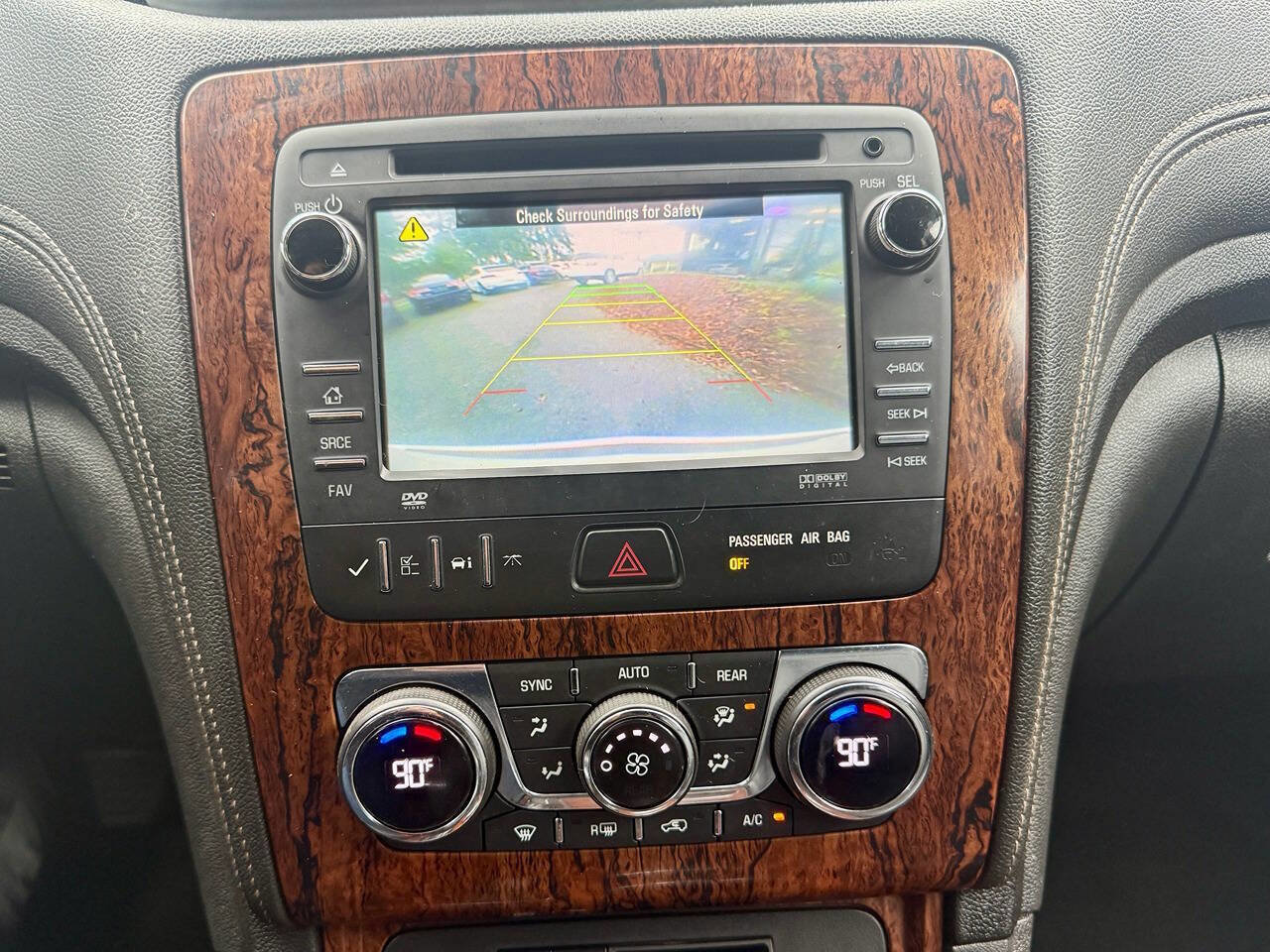 Used 2014 Chevrolet Traverse LT AWD/4WD image 18