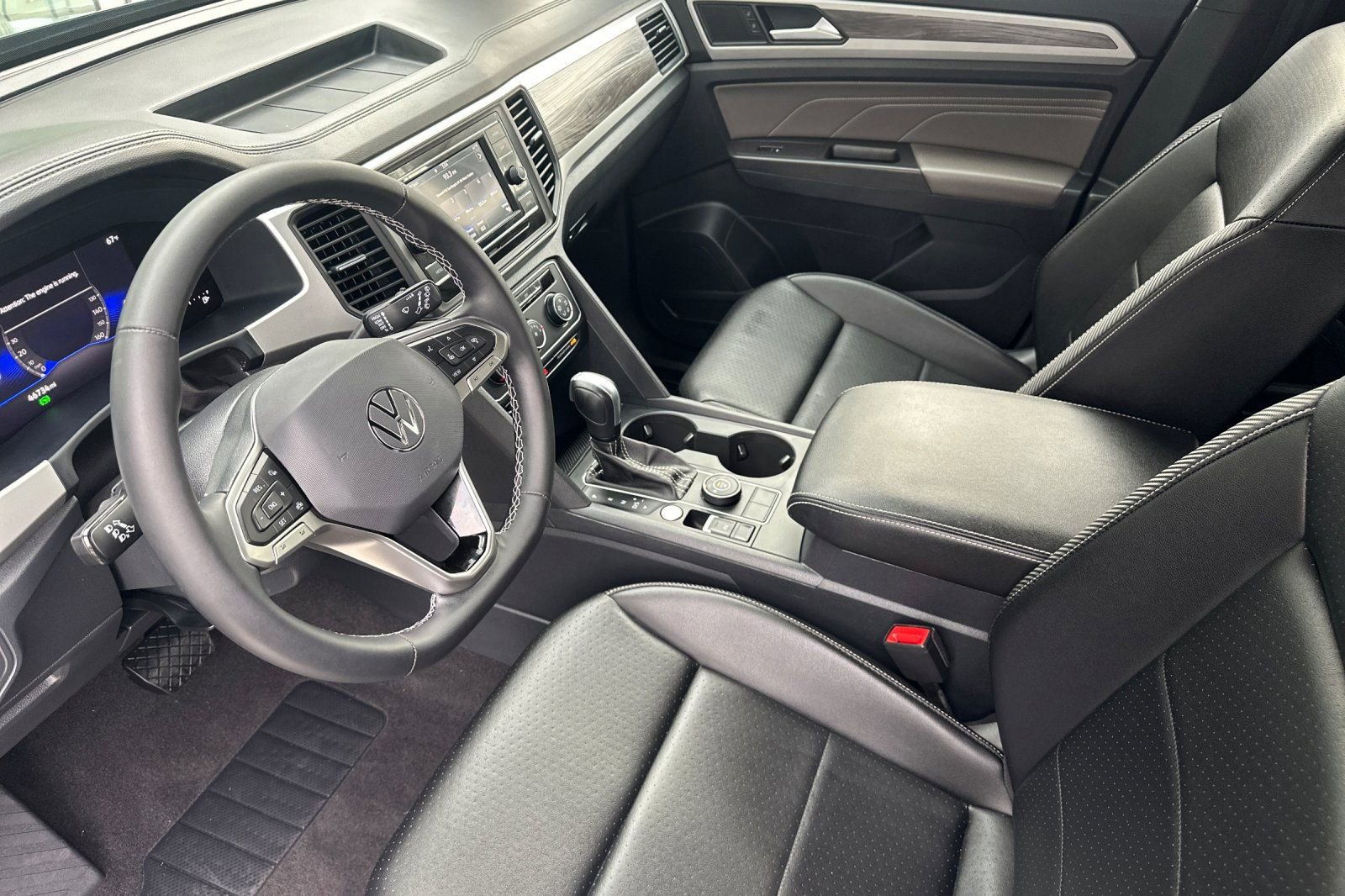 Certified 2022 Volkswagen Atlas Cross Sport SE image 11