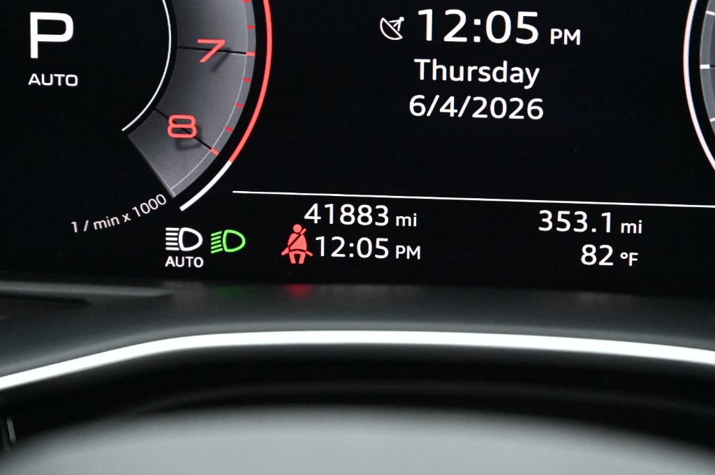Used 2020 Audi Q8 Premium w/ Cold Weather Package AWD/4WD image 28
