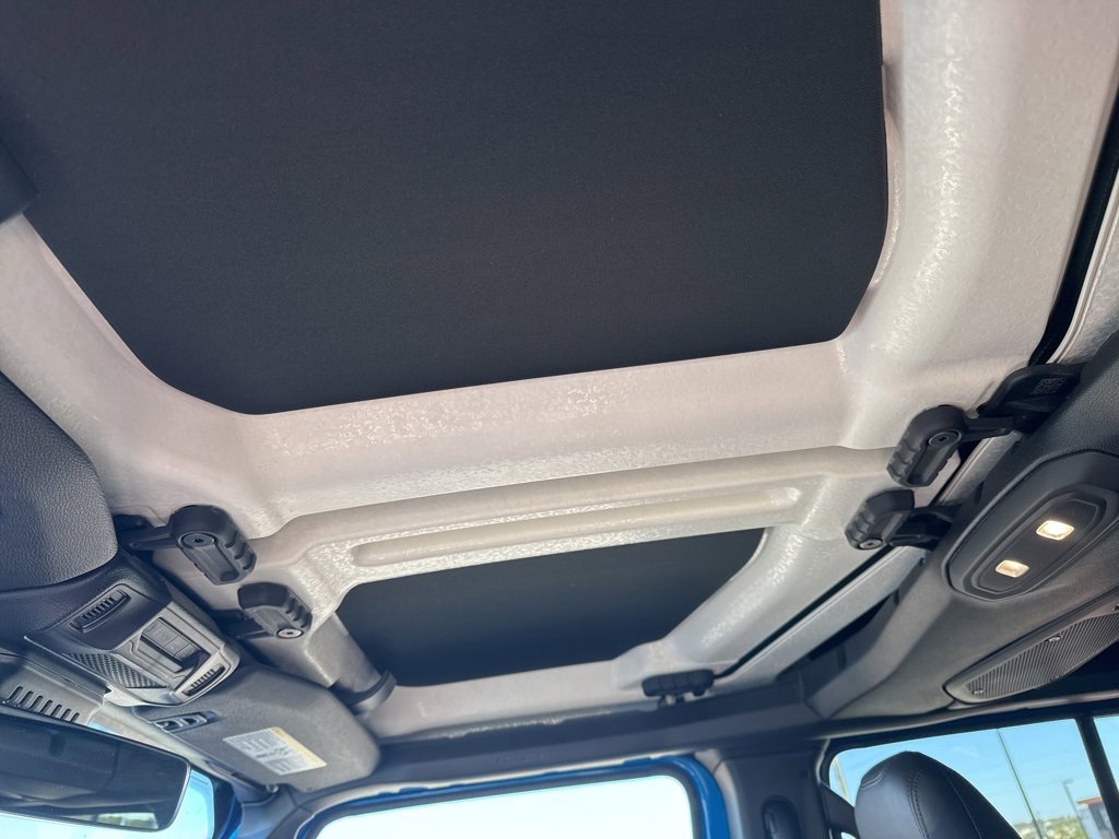 Used 2024 Jeep Wrangler Unlimited Rubicon 4xe image 11