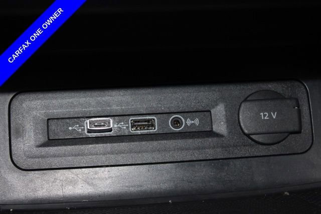 Used 2020 Volkswagen Atlas Cross Sport SE image 40