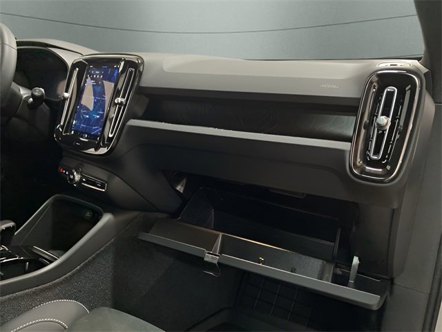 Used 2023 Volvo XC40 Recharge Ultimate w/ Protection Package Premier image 70