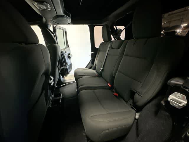 Used 2020 Jeep Wrangler Unlimited Sport S AWD/4WD image 19