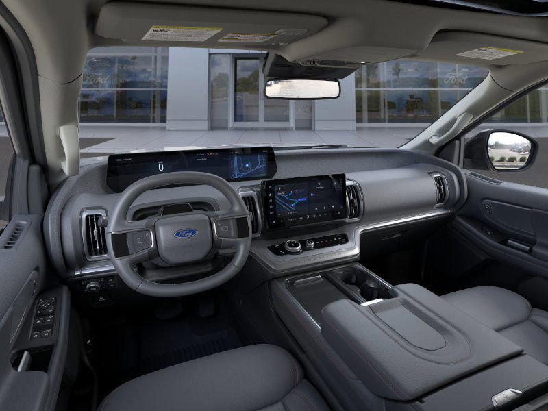 New 2025 Ford Expedition Active image 9