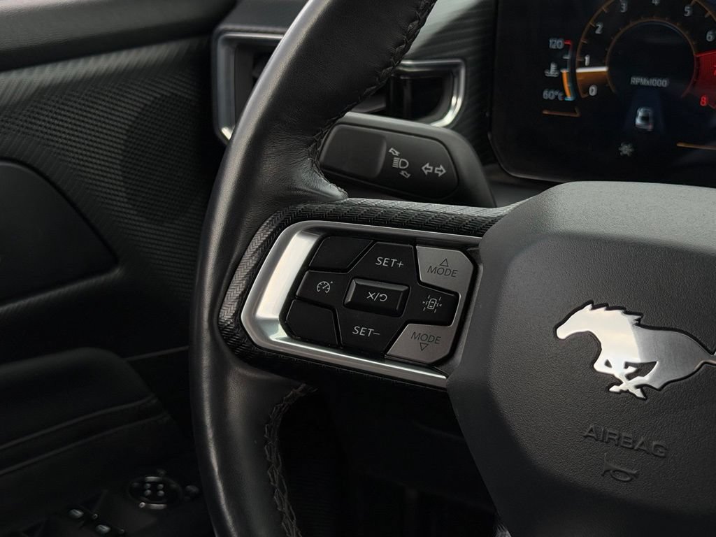 Used 2025 Ford Mustang Premium RWD image 9