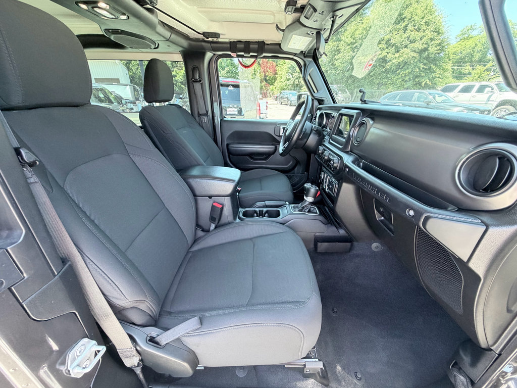 Used 2020 Jeep Wrangler Sport AWD/4WD image 23