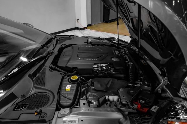 Used 2017 Jaguar F-TYPE S AWD/4WD image 41