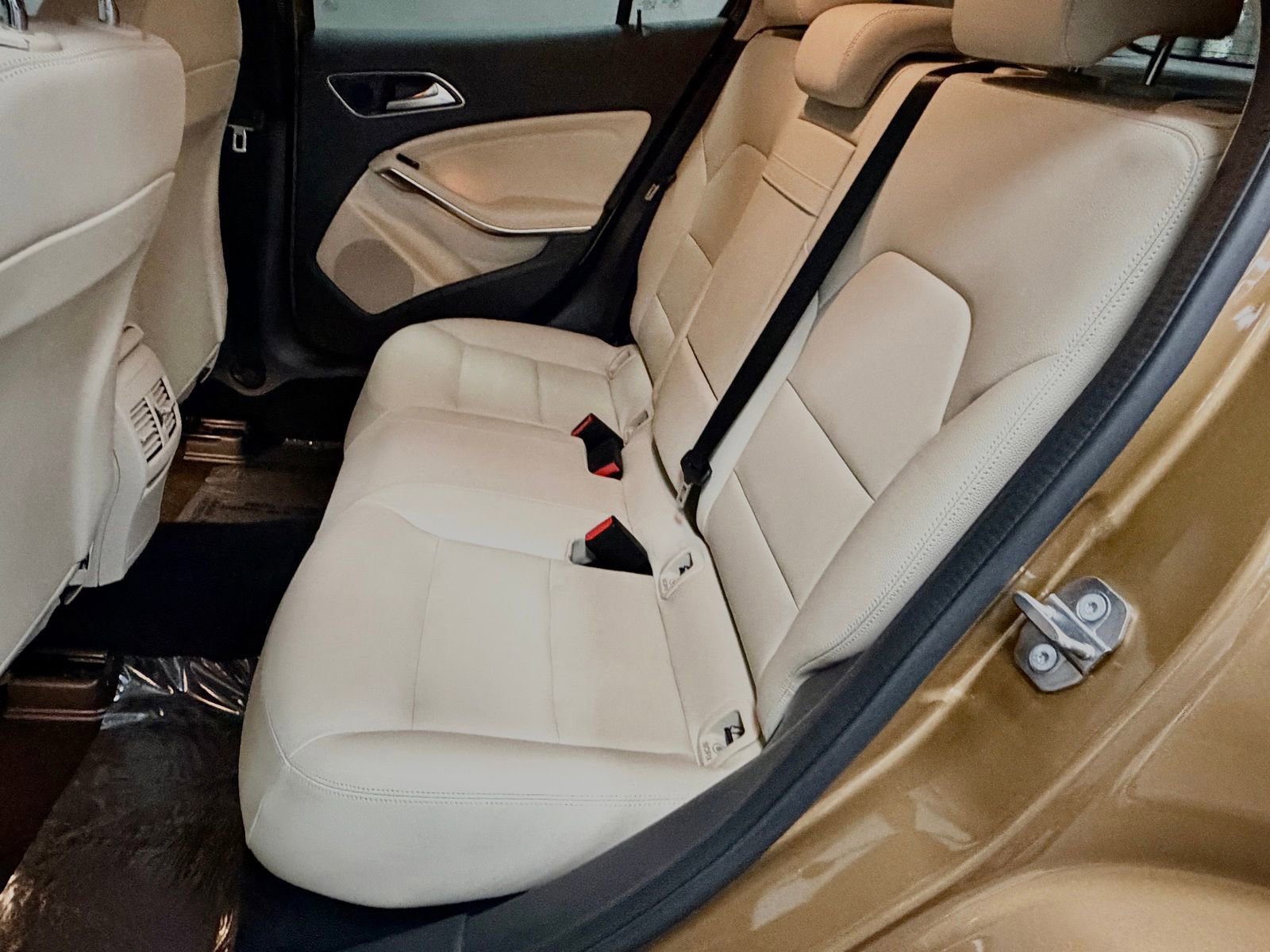 Used 2018 Mercedes-Benz GLA 250 4MATIC image 39