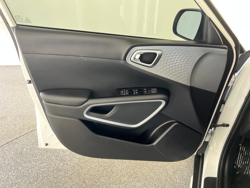 Used 2020 Kia Soul X-Line FWD image 12