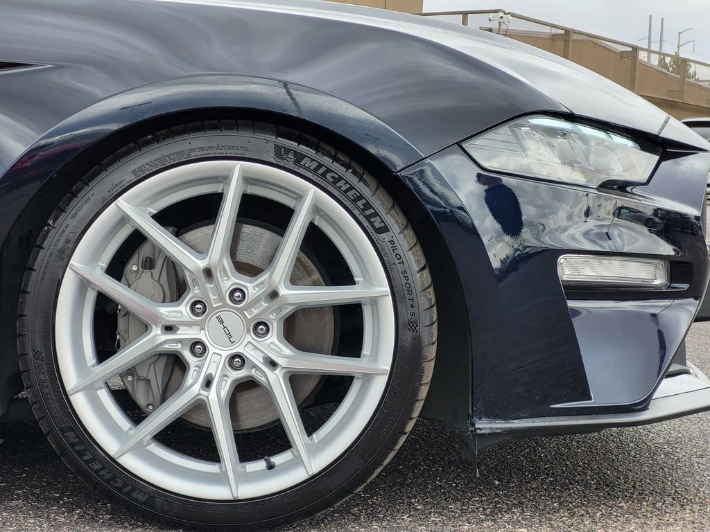 Used 2021 Ford Mustang GT Premium w/ Equipment Group 401A RWD image 29