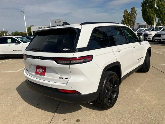 Certified 2024 Jeep Grand Cherokee Limited w/ Black Appearance Package AWD/4WD image 6