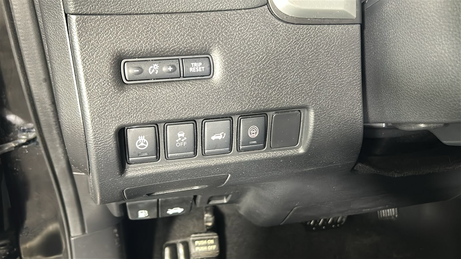 Used 2021 Nissan Murano SV AWD/4WD image 21