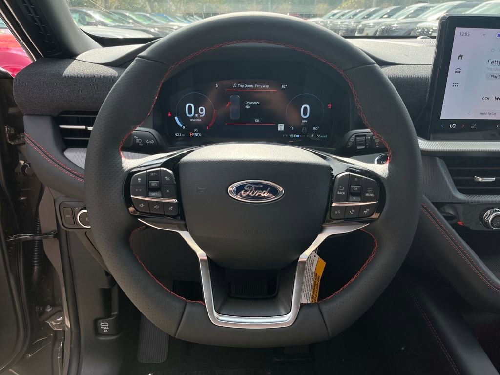 New 2026 Ford Explorer ST-Line w/ ST-Line Street Pack image 17