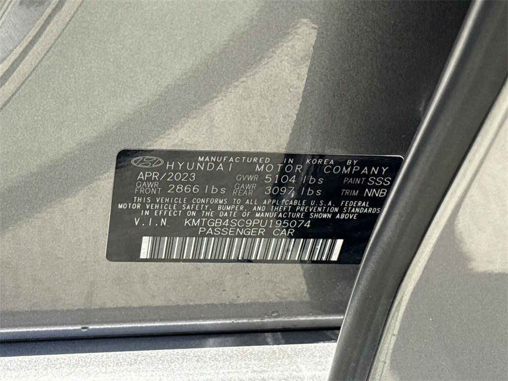 Used 2023 Genesis G80 2.5T image 28