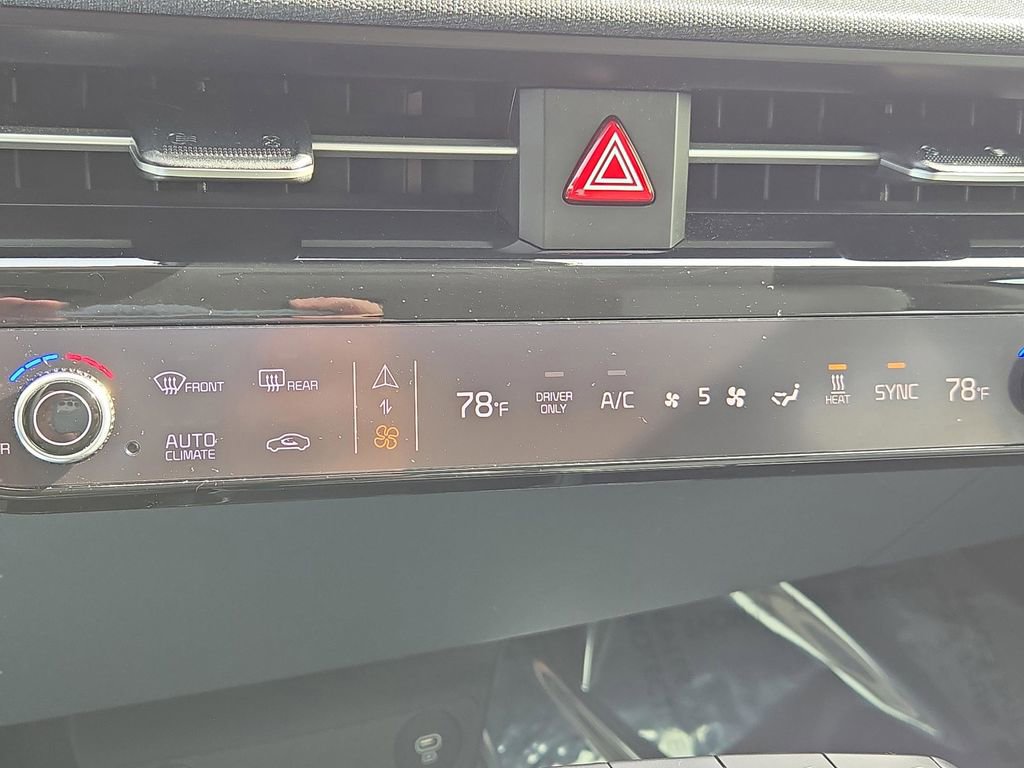 Certified 2024 Kia EV6 Wind image 26