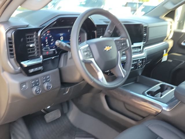 Certified 2025 Chevrolet Silverado 2500 LTZ w/ LTZ Convenience Package AWD/4WD image 25
