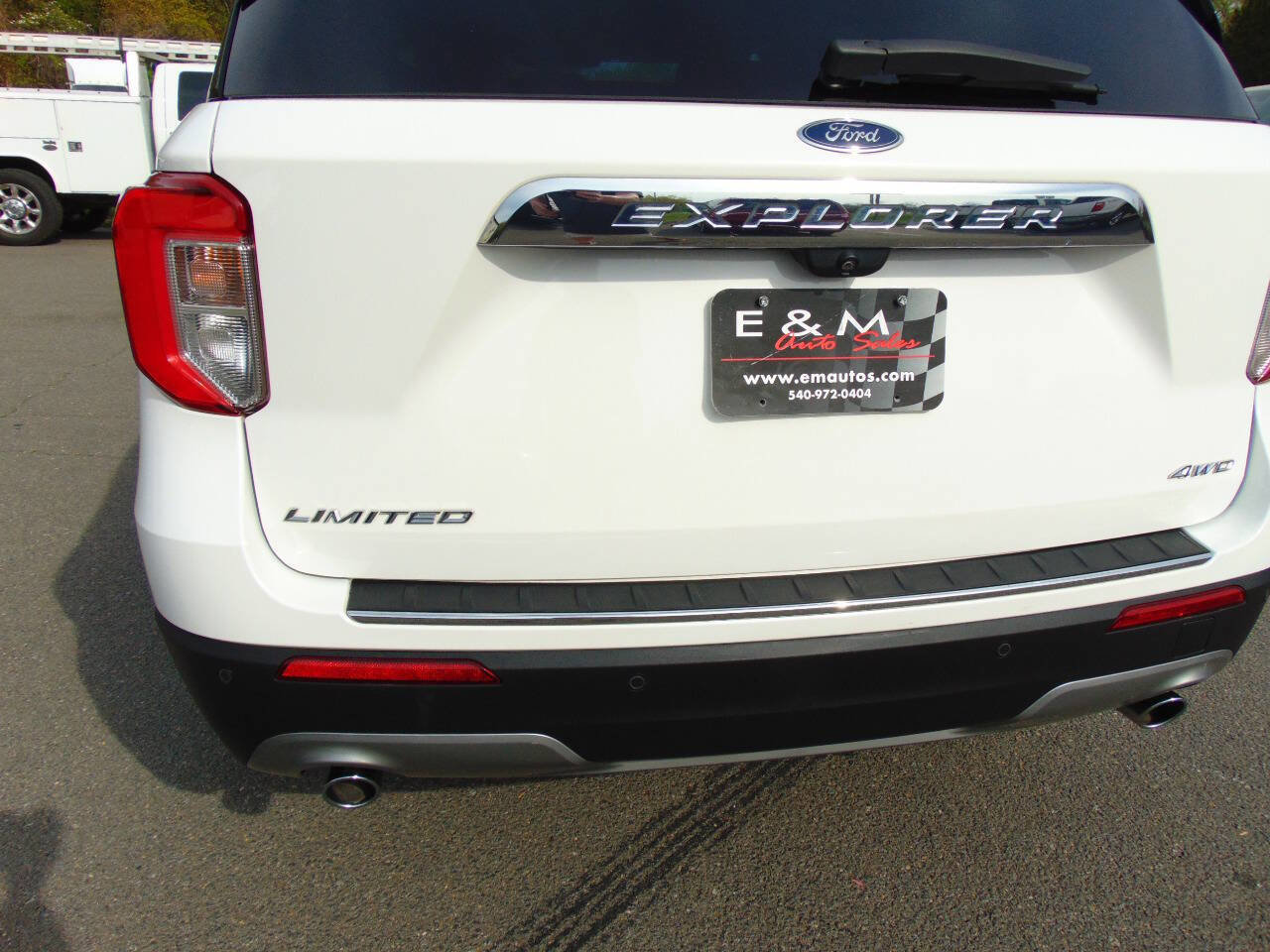 Used 2021 Ford Explorer Limited AWD/4WD image 32