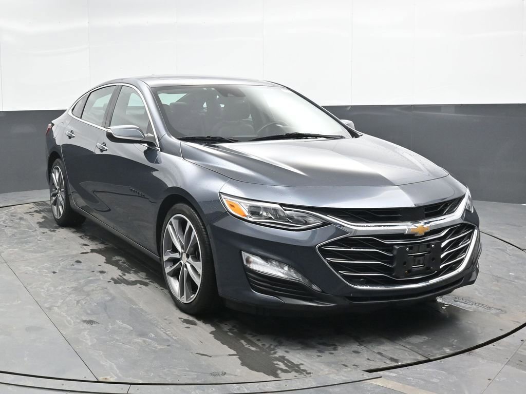Used 2019 Chevrolet Malibu Premier w/ Sun and Wheel Package image 4