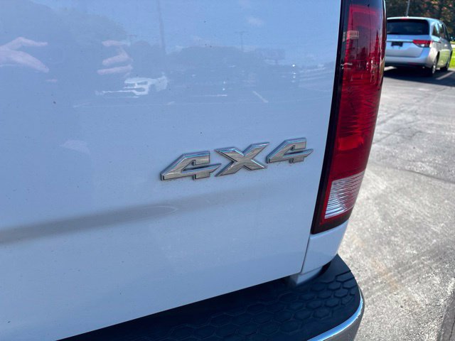Used 2017 RAM 1500 ST w/ SXT Appearance Group AWD/4WD image 9