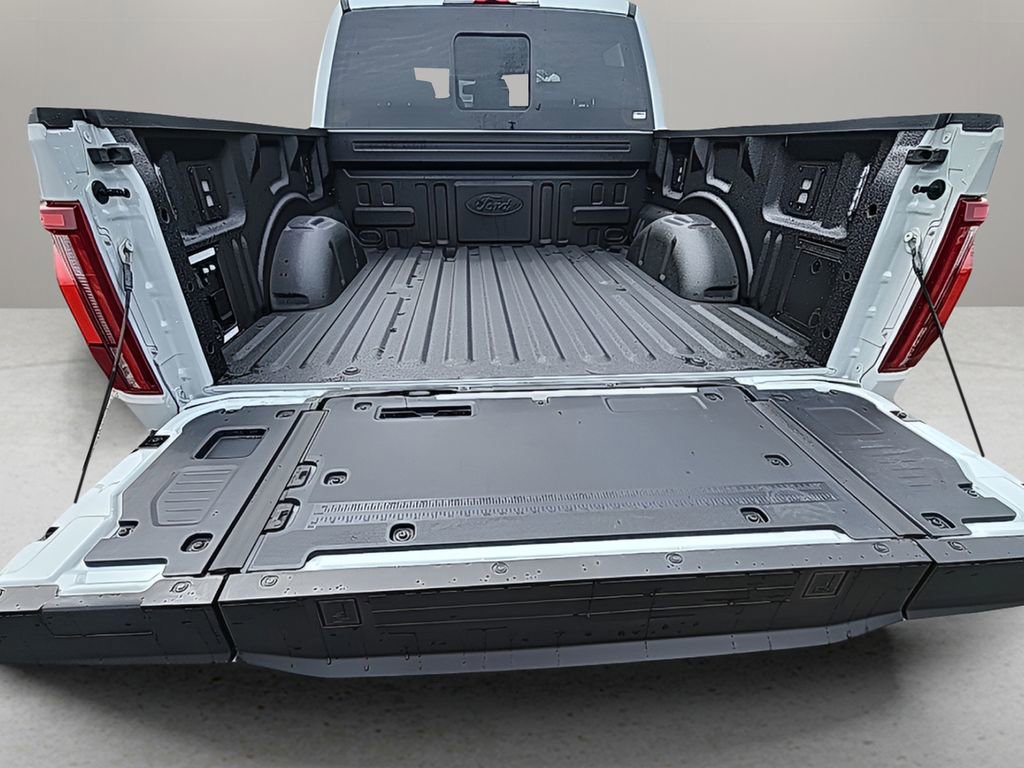 New 2026 Ford F150 Platinum w/ Equipment Group 702A High AWD/4WD image 9