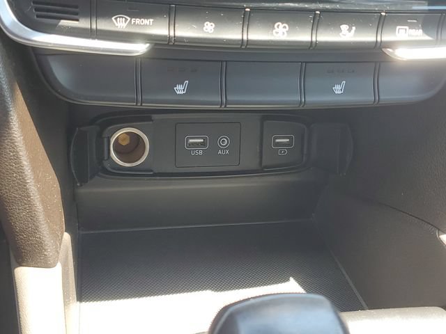 Used 2019 Hyundai Santa Fe SEL FWD image 27