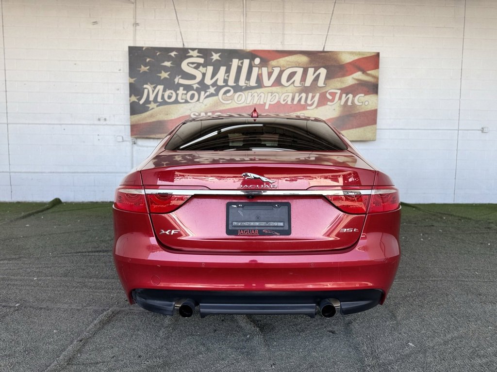 Used 2017 Jaguar XF Premium image 10
