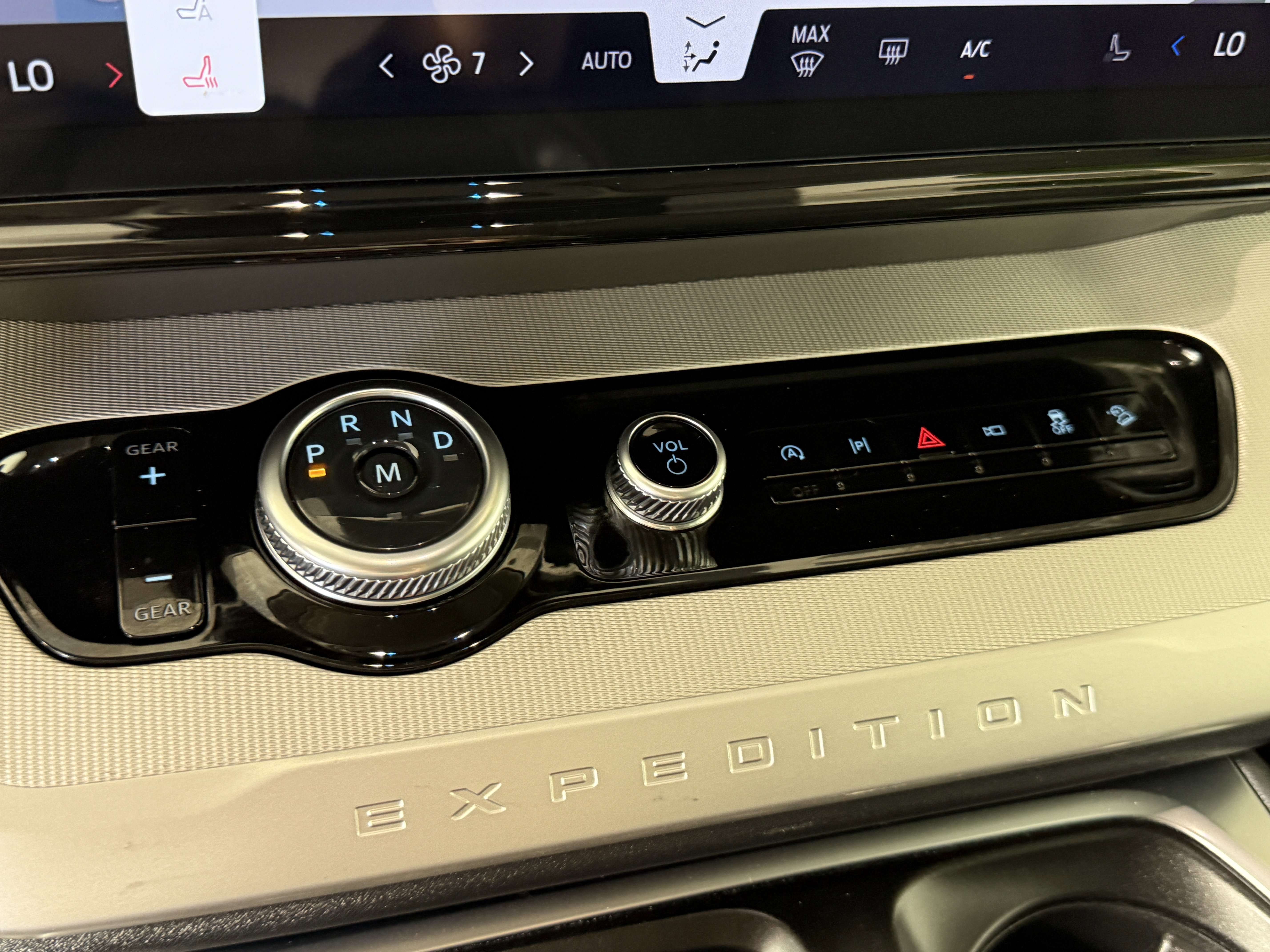 Certified 2025 Ford Expedition Max Active AWD/4WD image 25