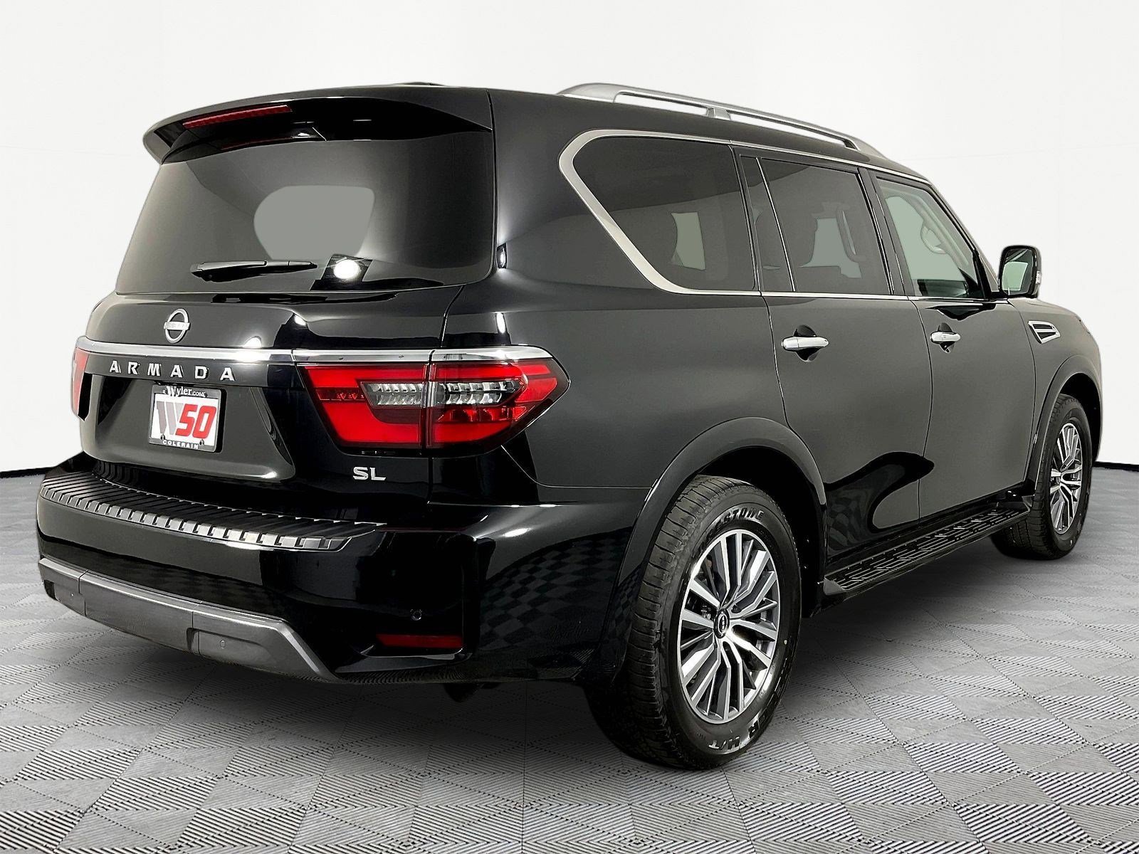 Certified 2024 Nissan Armada SL w/ Cargo Package AWD/4WD image 6