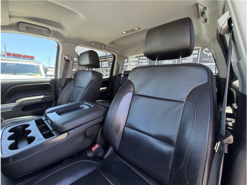 Used 2017 Chevrolet Silverado 1500 LT w/ All Star Edition AWD/4WD image 19