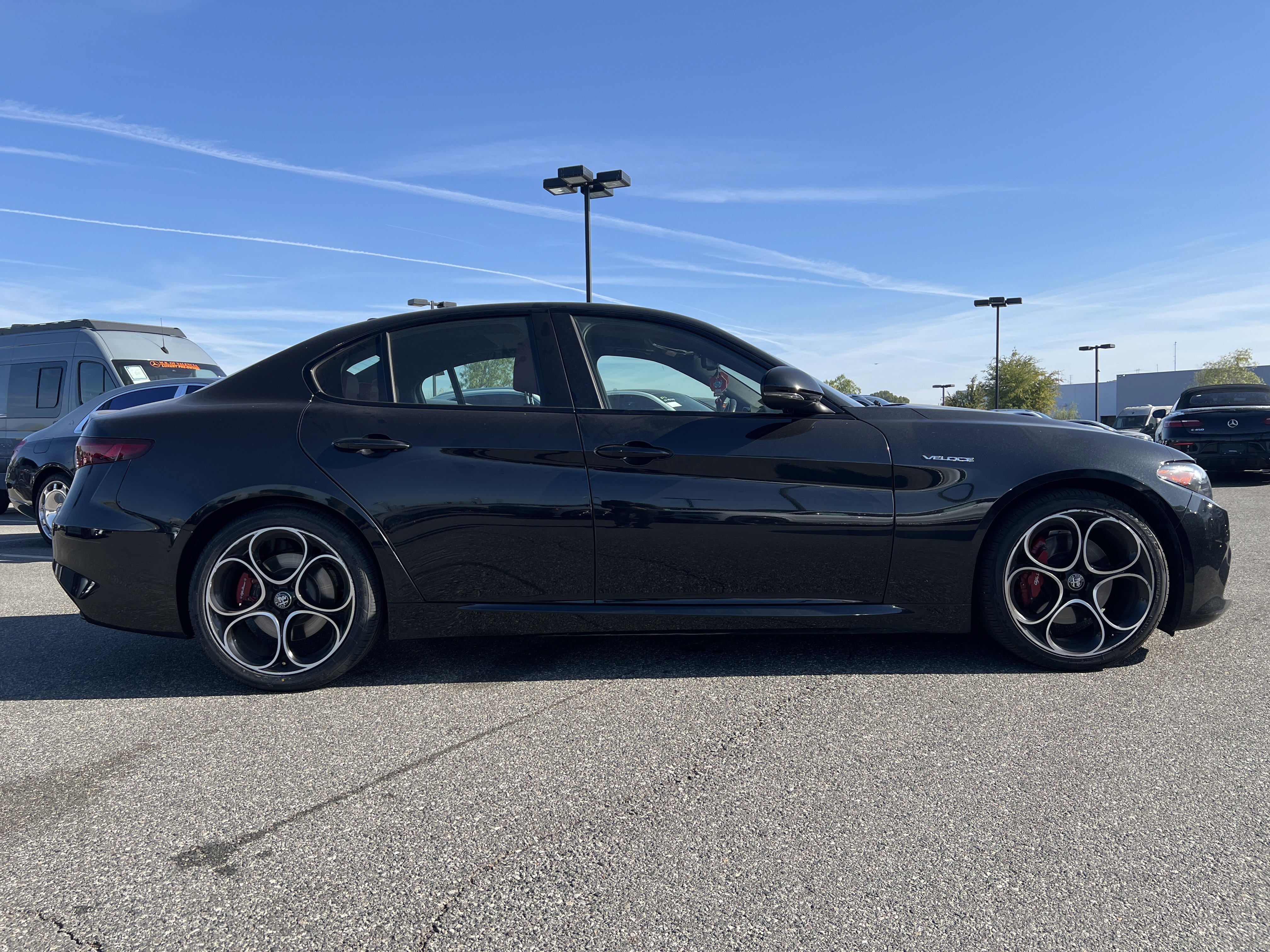 Used 2022 Alfa Romeo Giulia Veloce image 4
