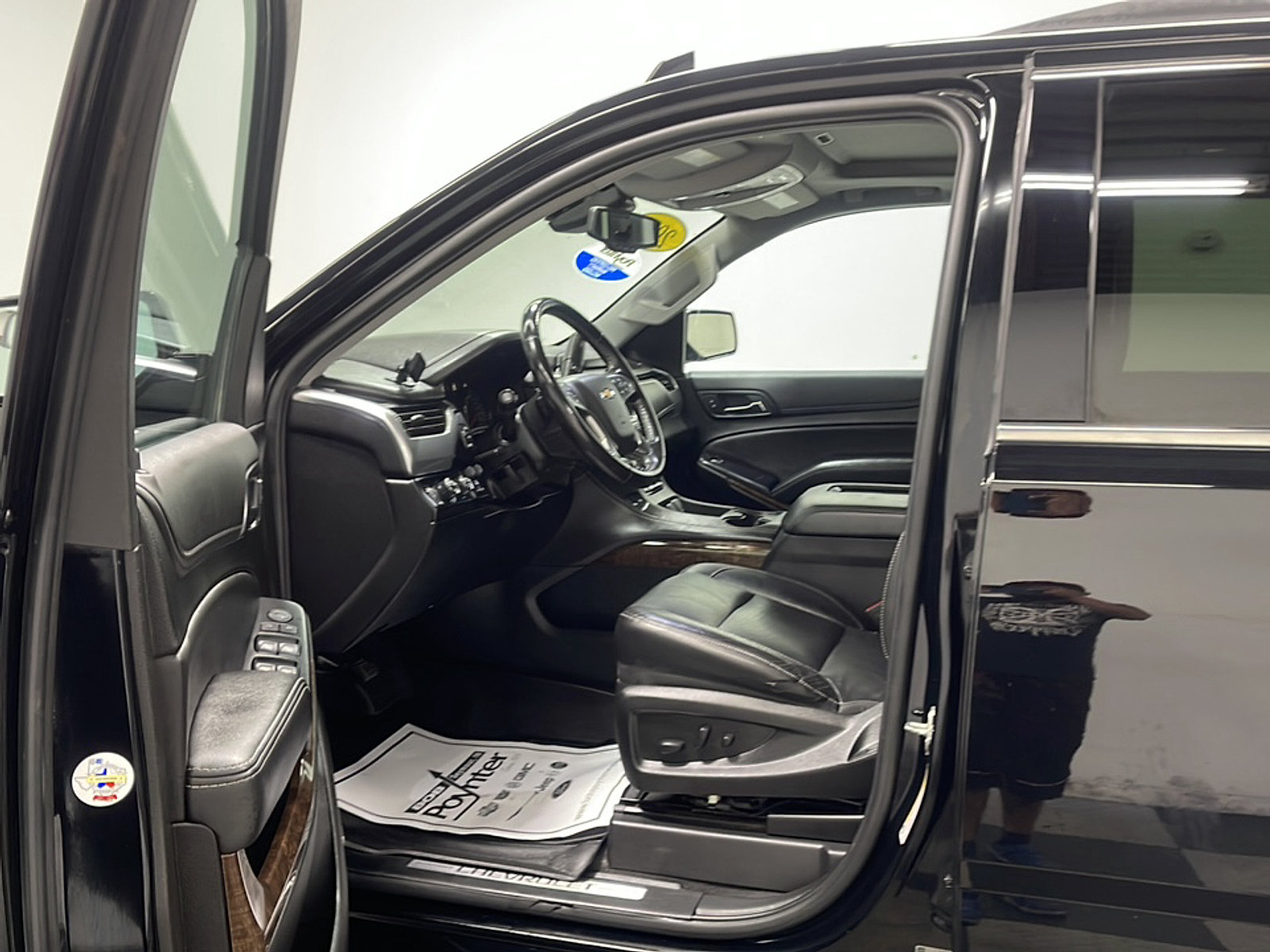 Used 2020 Chevrolet Tahoe LT w/ Max Trailering Package AWD/4WD image 2