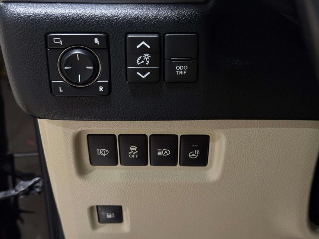 Certified 2023 Lexus GX 460 Premium w/ Premium Package AWD/4WD image 20