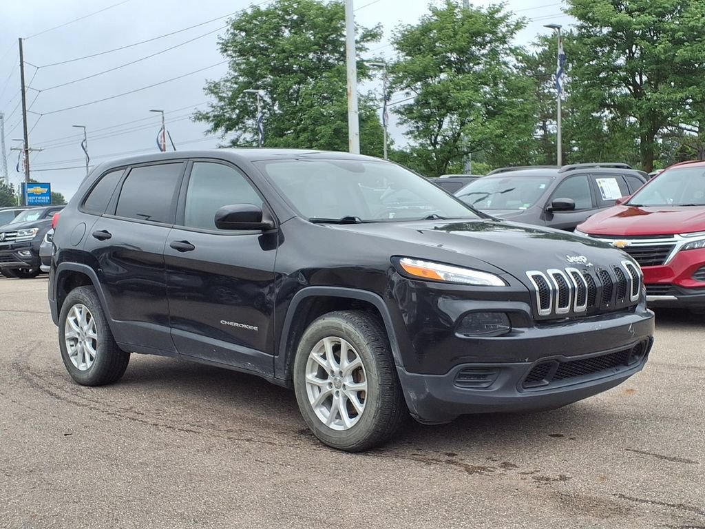 Used 2016 Jeep Cherokee Sport w/ Cold Weather Group AWD/4WD image 3
