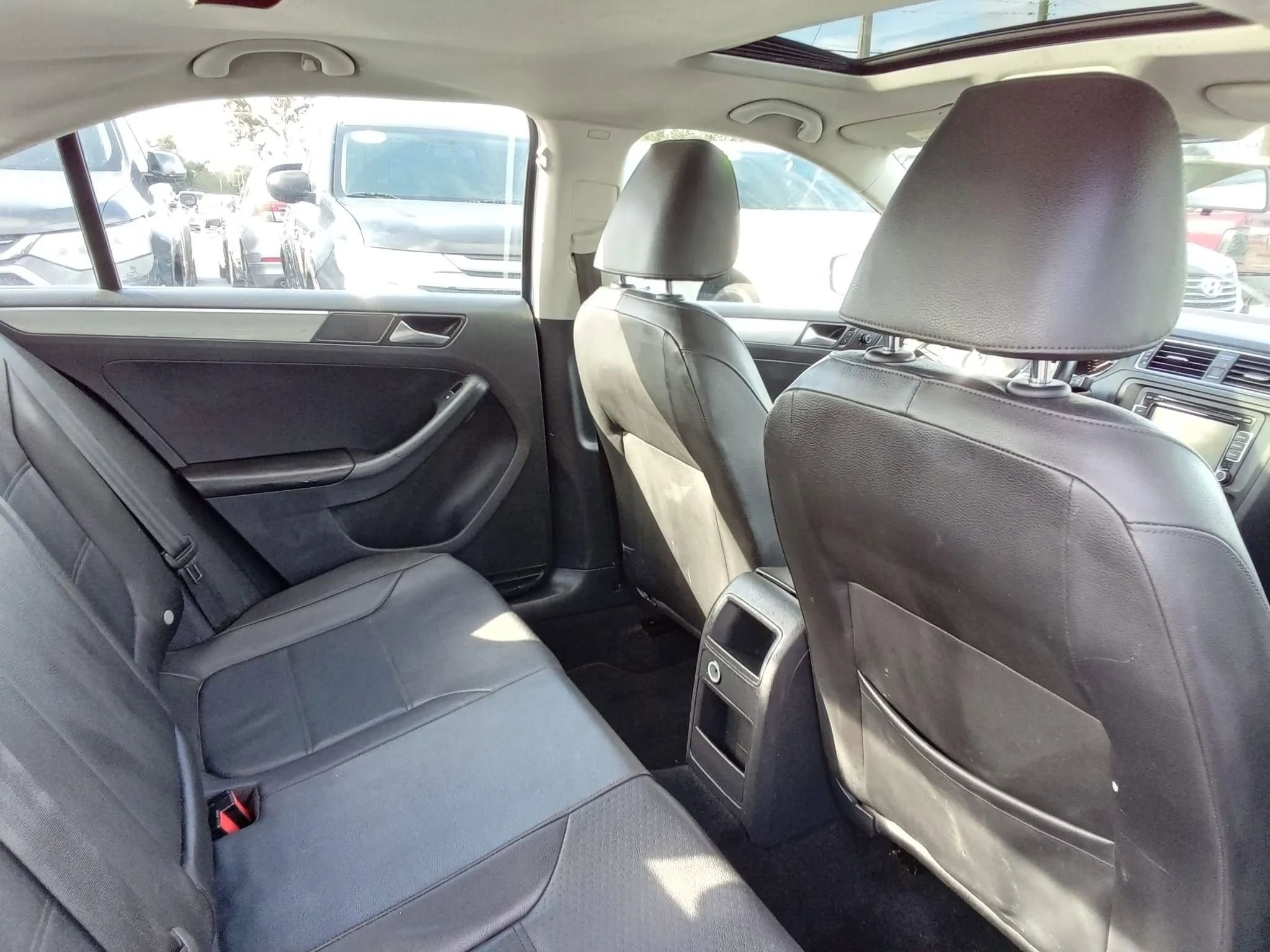 Used 2015 Volkswagen Jetta SE image 15