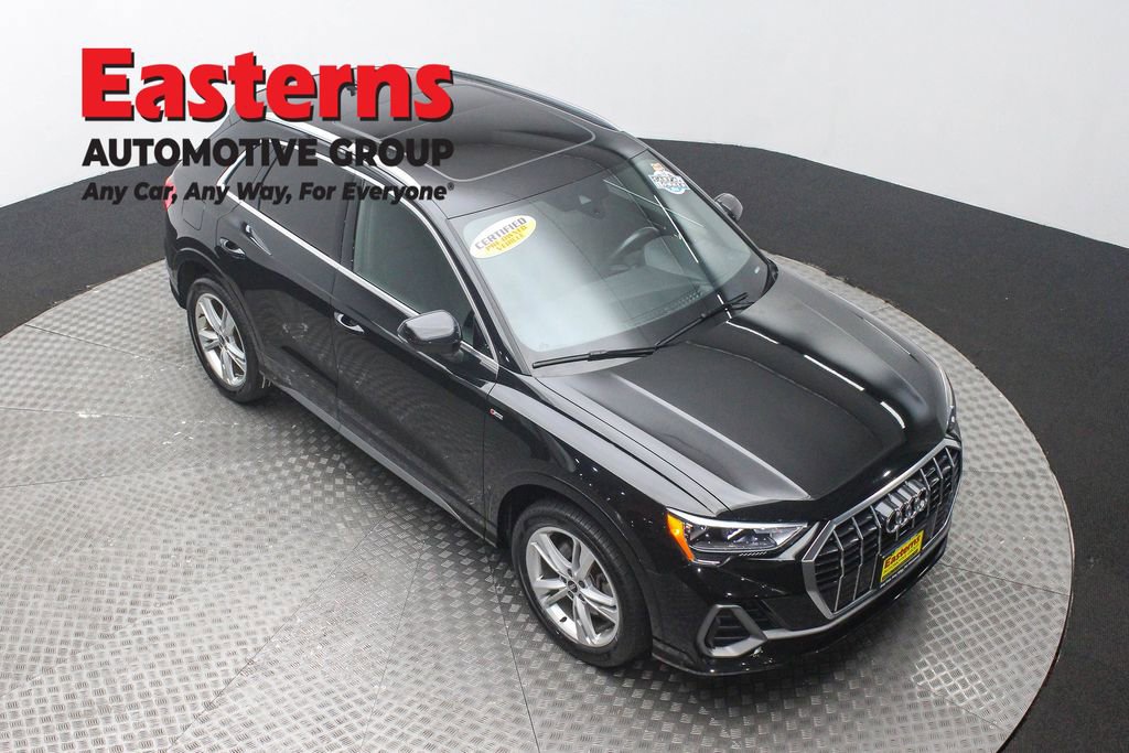 Used 2022 Audi Q3 2.0T Premium w/ Convenience Package image 3
